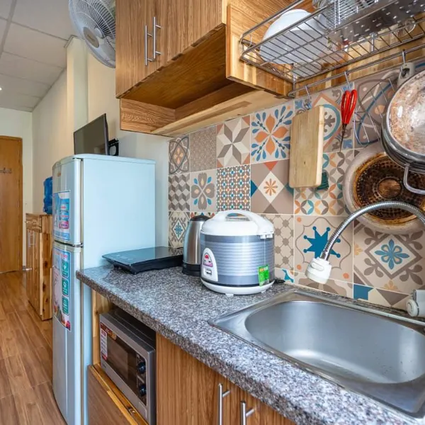 Wooden floor studio in District 1, 30m2, balcony , Fully furnished