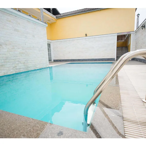  2 bedroom apartment | 120 m2 | 900 $/month | Thao Dien |  Pool & Gym |  Balcony