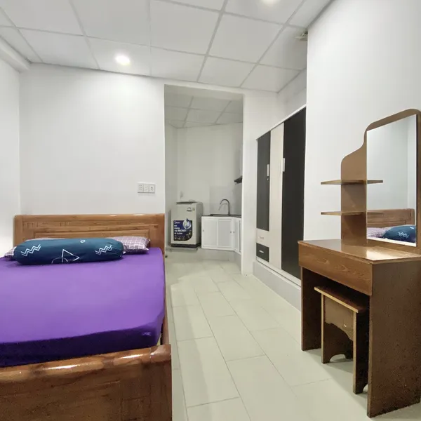 Studio in D3 (near District 10) | near Le Thi Rieng park| 4th floor