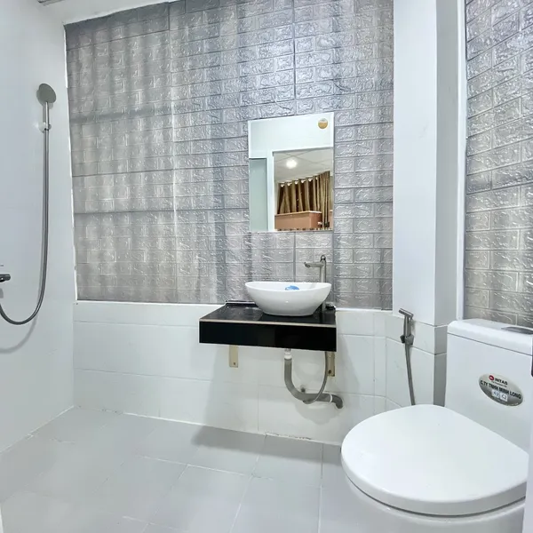 Studio in D3 (near District 10) | near Le Thi Rieng park| 4th floor