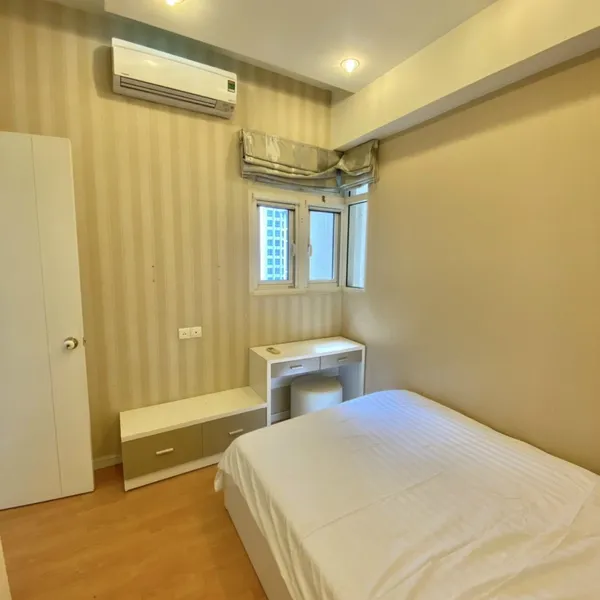 2-bedroom in Saigon Pearl | 90m2 | Swimming Pool