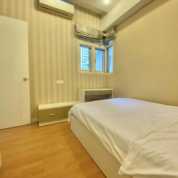 2-bedroom in Saigon Pearl | 90m2 | Swimming Pool