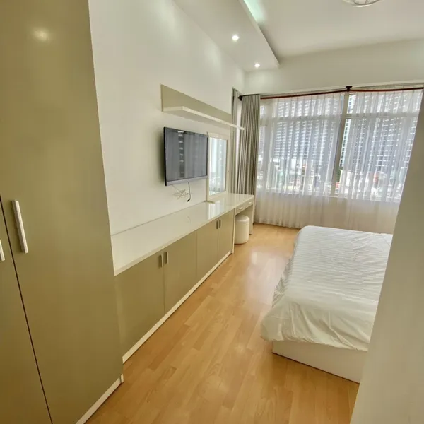 2-bedroom in Saigon Pearl | 90m2 | Swimming Pool