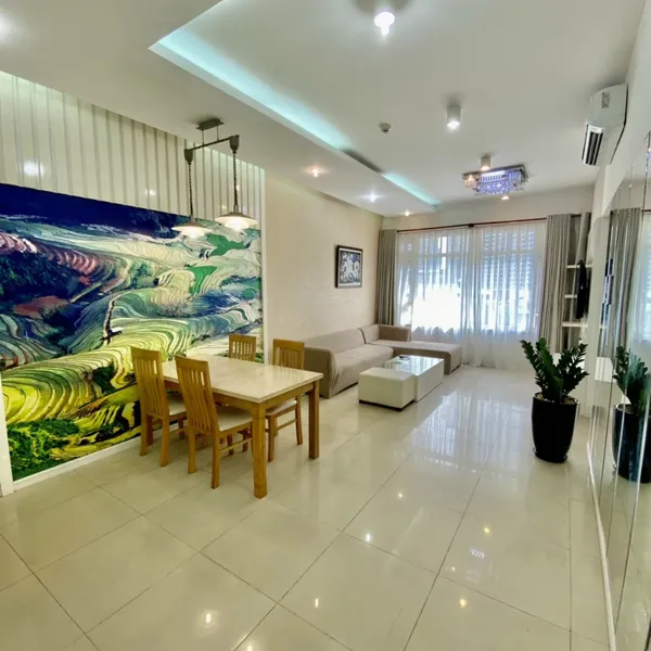 2-bedroom in Saigon Pearl | 90m2 | Swimming Pool