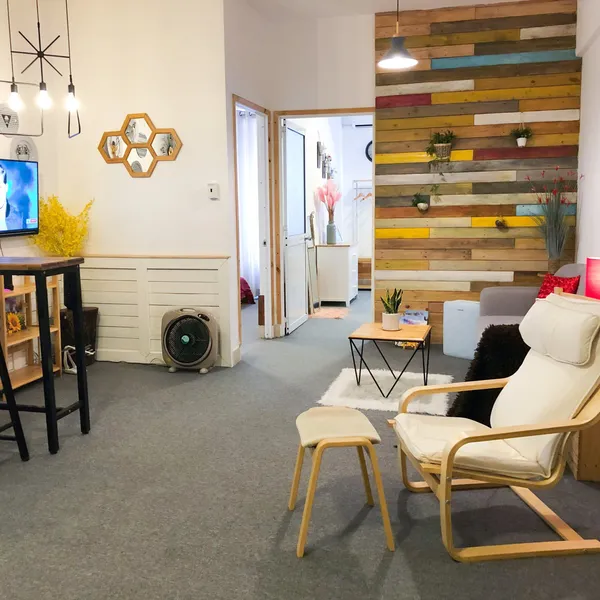 2-Bedroom apartment near riverside | Binh Thanh | 70m2