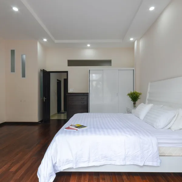 1-bedroom apartment near riverside | Balcony | District 3