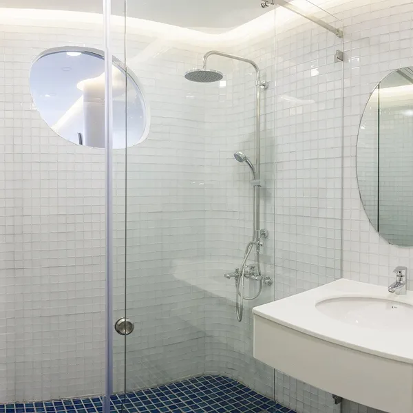 “WATERSPACE” APARTMENT, DISTRICT 3 CENTER | 50SQM | BALCONY