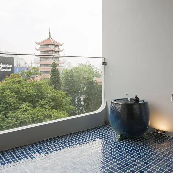“WATERSPACE” APARTMENT, DISTRICT 3 CENTER | 50SQM | BALCONY