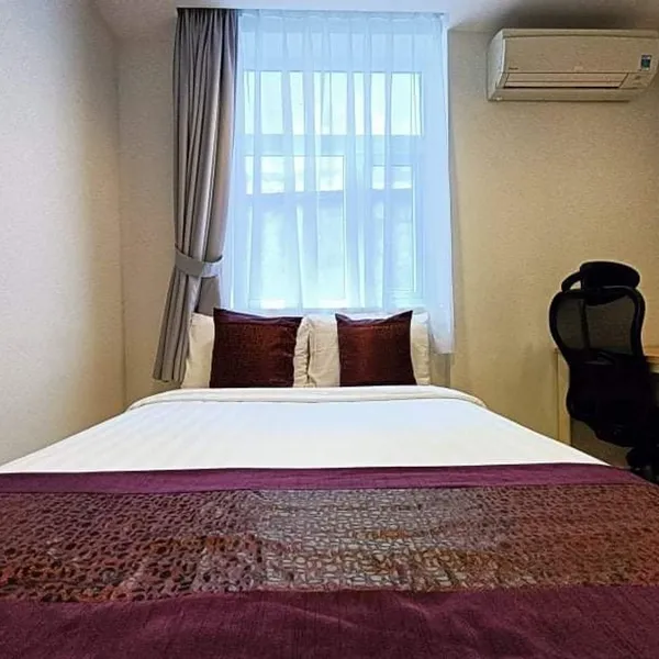 3-Bedroom with Swimming Pool, Gym, Sauna in Thao Dien | Fully Furnished