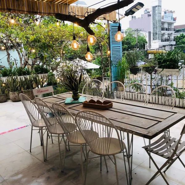 1-Bedroom Apartment with Private Garden in District 2 | An Phu | 