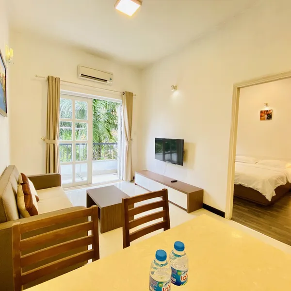 SERVICED APARTMENT IN THAO DIEN | FRONT BALCONY | 56M2 | PEACEFUL AREA