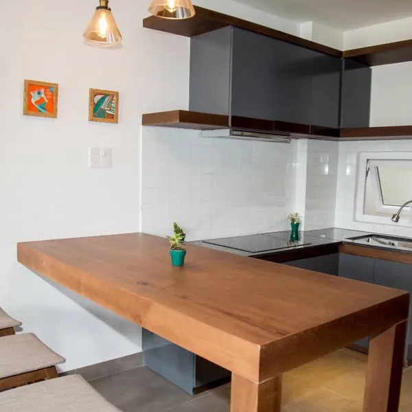 Bright Apartment with Balcony near Tan Dinh market | District 3 | Modern Building