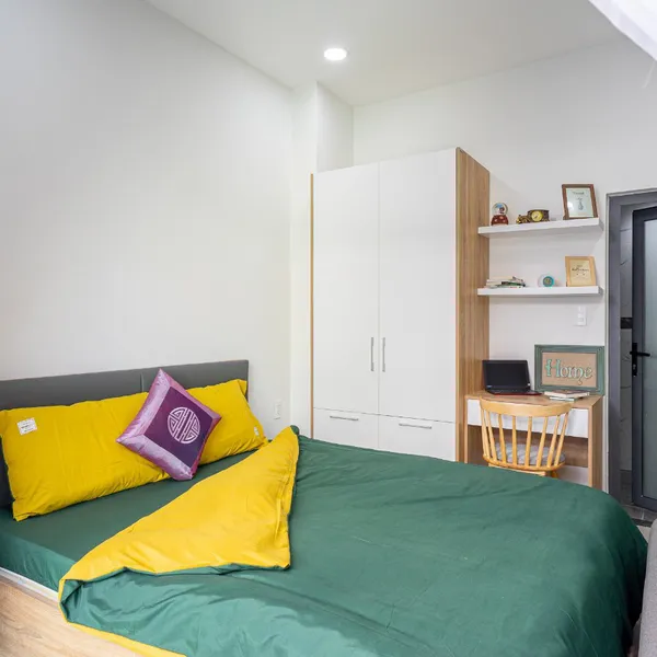Studio with big balcony | Brightly & Modern | District 3