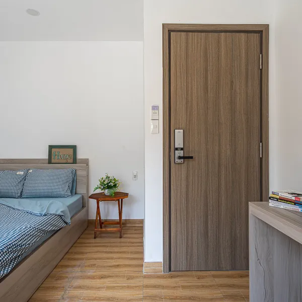 Studio with natural light, view Landmark 81 and the whole city, full furniture as shown in every detail