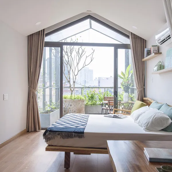 Apartment "Forest" with park view in the center of District 3 | Small Garden Balcony | 50m2