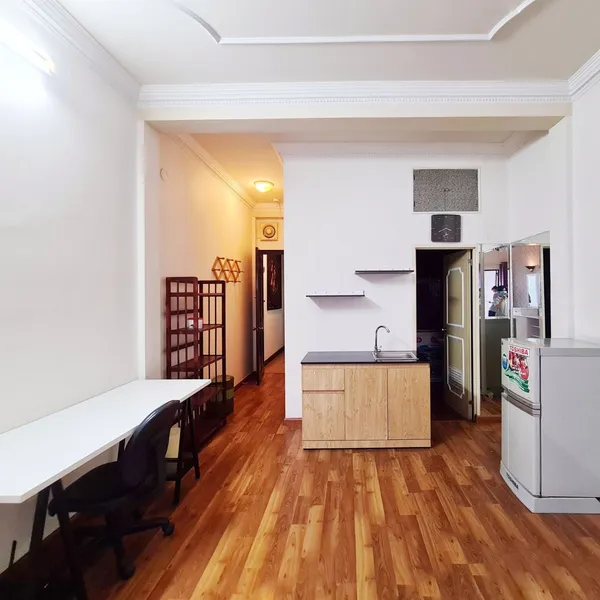 Bright Studio in District 1 | Balcony | Elevator | Fully Furnished