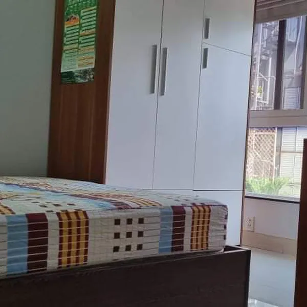 2-Bedroom Apartment for rent with full furniture, large windows, airy, 56 m2, district 3