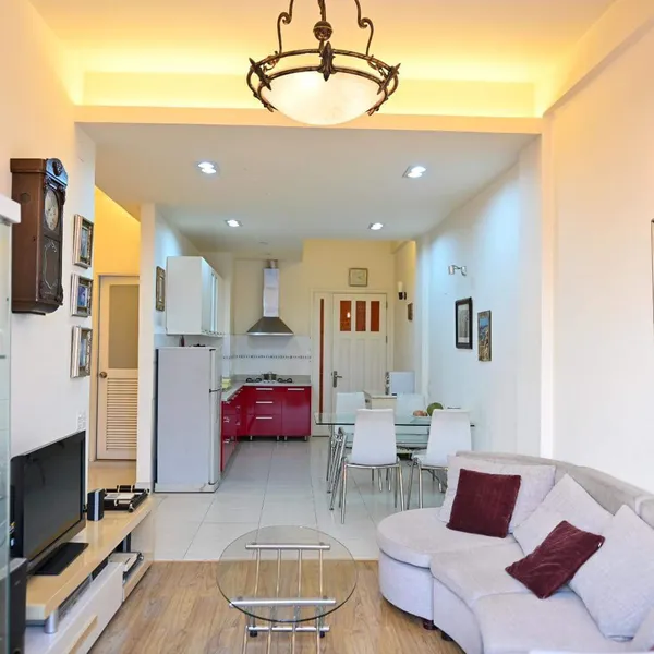 2-Bedroom in Ngo Tat To, Binh Thanh | Fully Furnished | 80m2 | Balcony | Saigon River View