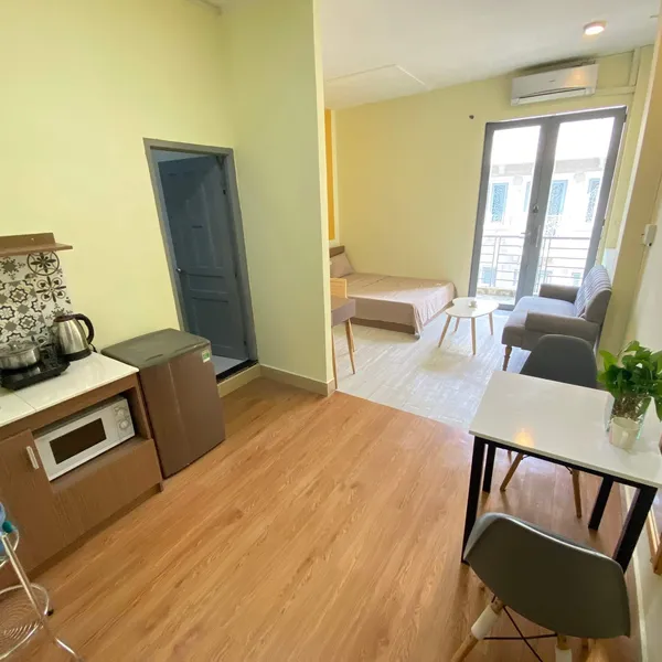 Bright Studio with balcony on Pham Viet Chanh | Binh Thanh | Fully Furnished