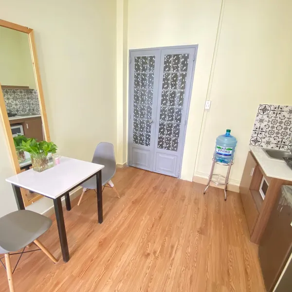 Bright Studio with balcony on Pham Viet Chanh | Binh Thanh | Fully Furnished