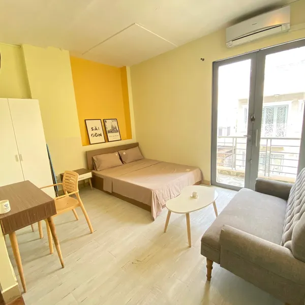 Bright Studio with balcony on Pham Viet Chanh | Binh Thanh | Fully Furnished