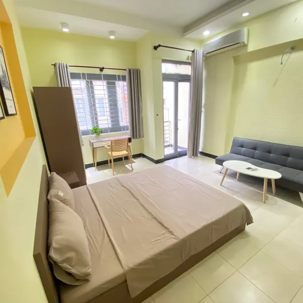Bright Studio with balcony on Pham Viet Chanh | Binh Thanh | Fully Furnished