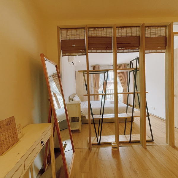 Apartment with bathub for rent in Phu Nhuan | 70m2 | Fully Furnished 