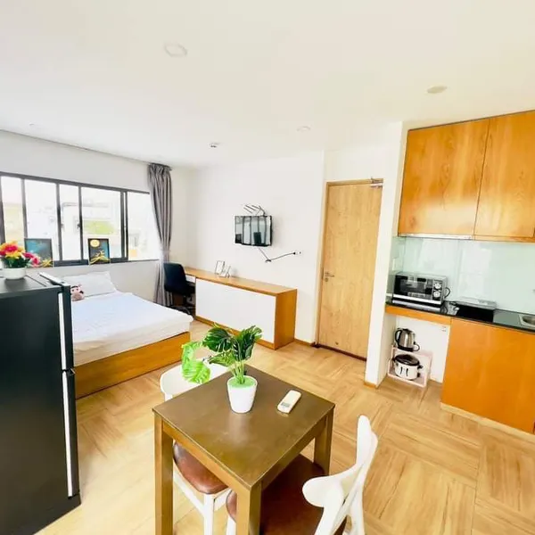 Big Purple Studio 40sqm | Binh Thanh District | Clean & Bright 