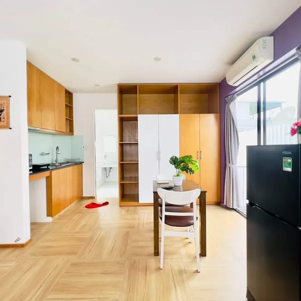 Big Purple Studio 40sqm | Binh Thanh District | Clean & Bright 