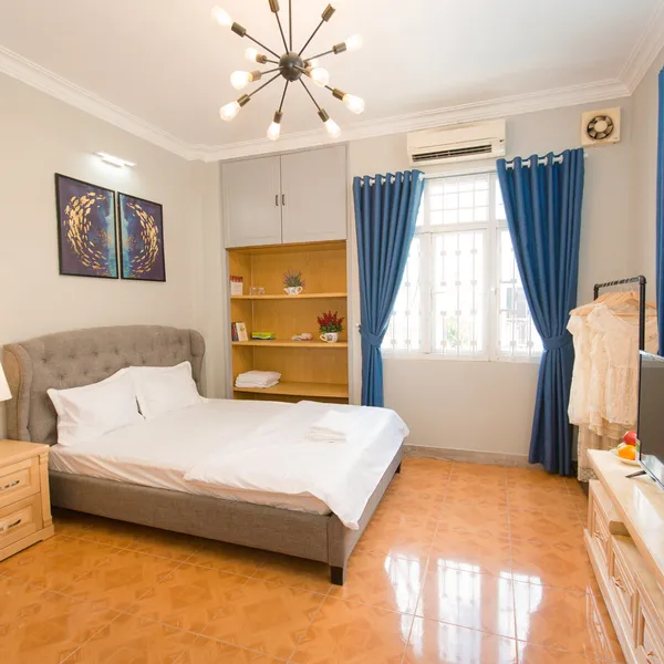 Fully Furnished Studio in District 3 | Near Tan Dinh Market