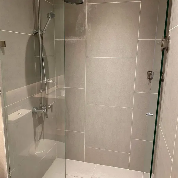 UNFURNISHED APARTMENT IN CITY GARDEN | LUXURY BUILDING | BINH THANH 