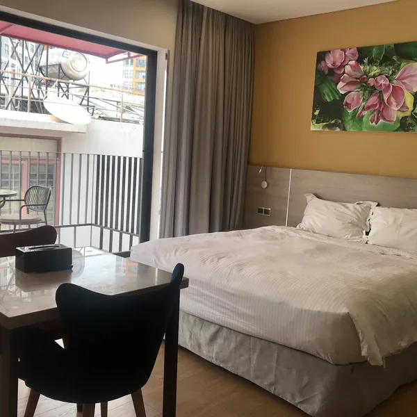 Studio with balcony  | Bathub | Swimming Pool & Sauna | An Phu, District 2 