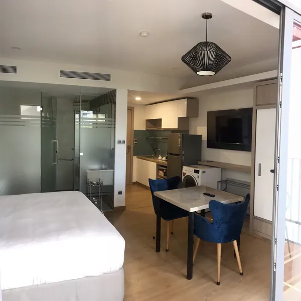 Studio with balcony  | Bathub | Swimming Pool & Sauna | An Phu, District 2 