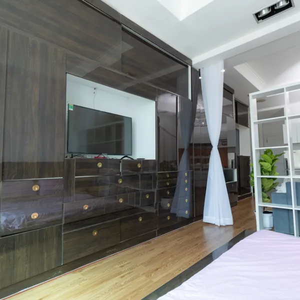 Studio | 4th floor | big window | kitchen | elevator | District 1