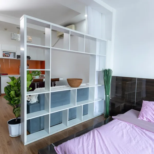 Studio | 4th floor | big window | kitchen | elevator | District 1