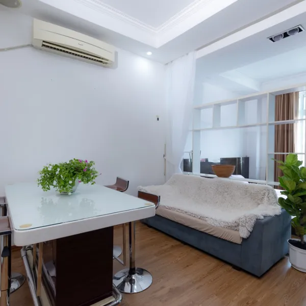 Studio | 4th floor | big window | kitchen | elevator | District 1