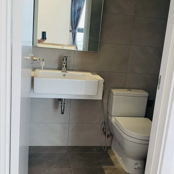 2-BEDROOM CORNER APARTMENT FOR RENT IN AN PHU DISTRICT 2