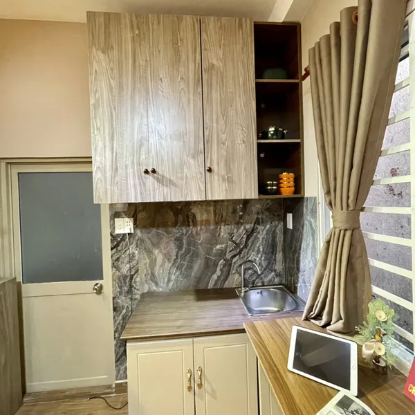 Studio on Vo Van Kiet St, D1 near Tran Dinh Xu St