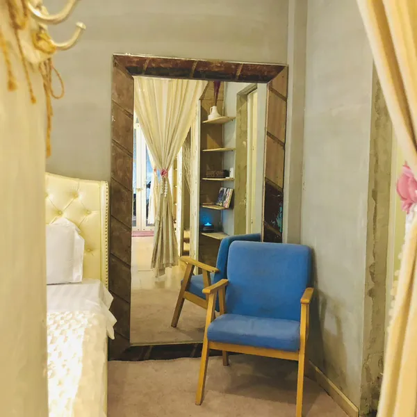 1-Bedroom Apartment 80m2 with private garden in Dakao, D1 