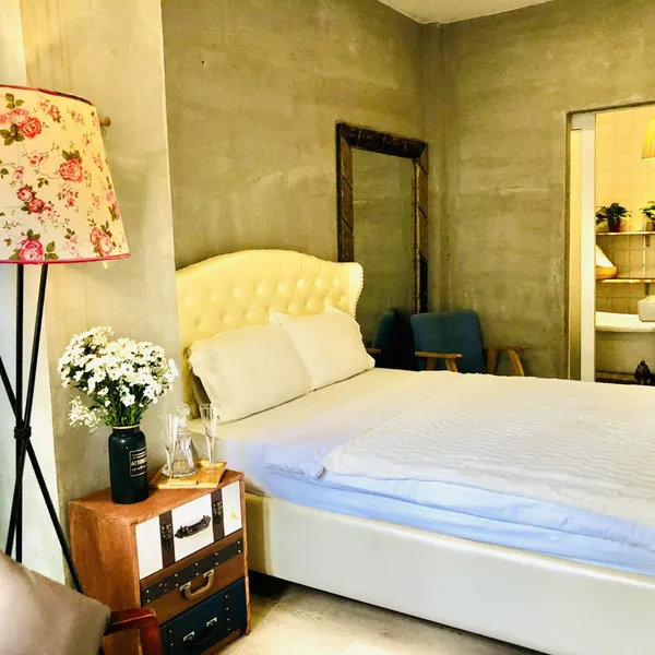 1-Bedroom Apartment 80m2 with private garden in Dakao, D1 