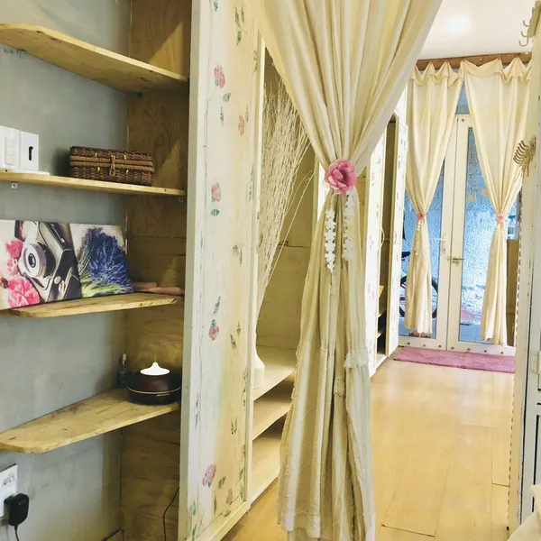 1-Bedroom Apartment 80m2 with private garden in Dakao, D1 