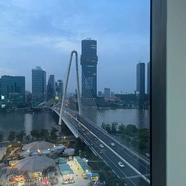 Opera 3-bedroom apartment for rent | Corner | Private Lift | River View