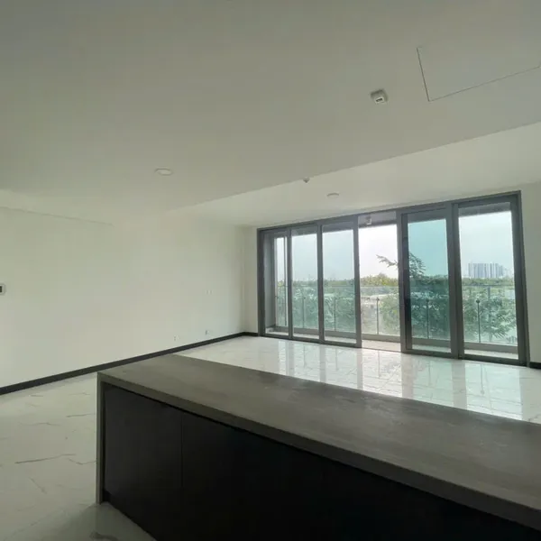 3-bedroom apartment for rent | Empire City | Unfurnished