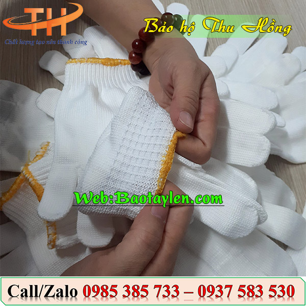 >Găng tay co dãn tốt, thông thoáng khi sử dụng< >Găng tay co dãn tốt, thông thoáng khi sử dụng<