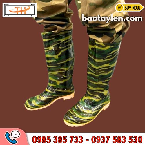 Ủng lao động rằn ri phù hợp phối nhiều trang phục khác nhau Ủng lao động rằn ri phù hợp phối nhiều trang phục khác nhau