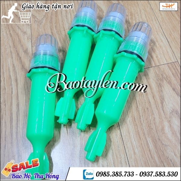 Đèn báo hiệu tàu ghe đi biển giá tốt, siêu bền. Đèn báo hiệu tàu ghe đi biển giá tốt, siêu bền.