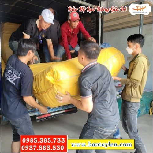 Dép tổ ong dép nhựa tổ ong giá rẻ giao hàng toàn quốc. Dép tổ ong dép nhựa tổ ong giá rẻ giao hàng toàn quốc.