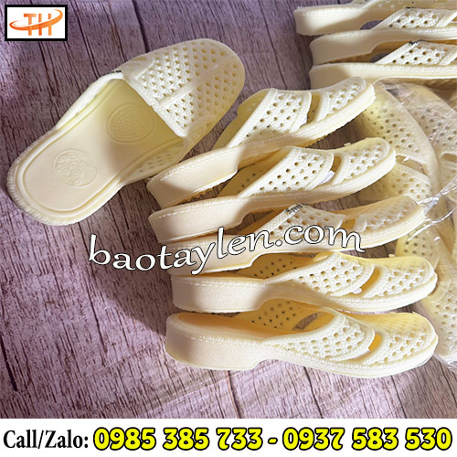 Dép tổ ong nhựa bít mũi sẵn sỉ rẻ Dép tổ ong nhựa bít mũi sẵn sỉ rẻ