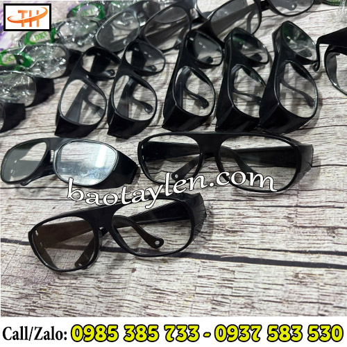 Kính bảo hộ lao động DKT Kính bảo hộ lao động DKT