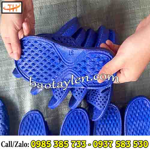 Dép tổ ong cho bé chống trơn hiệu quả Dép tổ ong cho bé chống trơn hiệu quả
